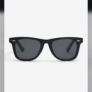 Express black round square sunglasses
